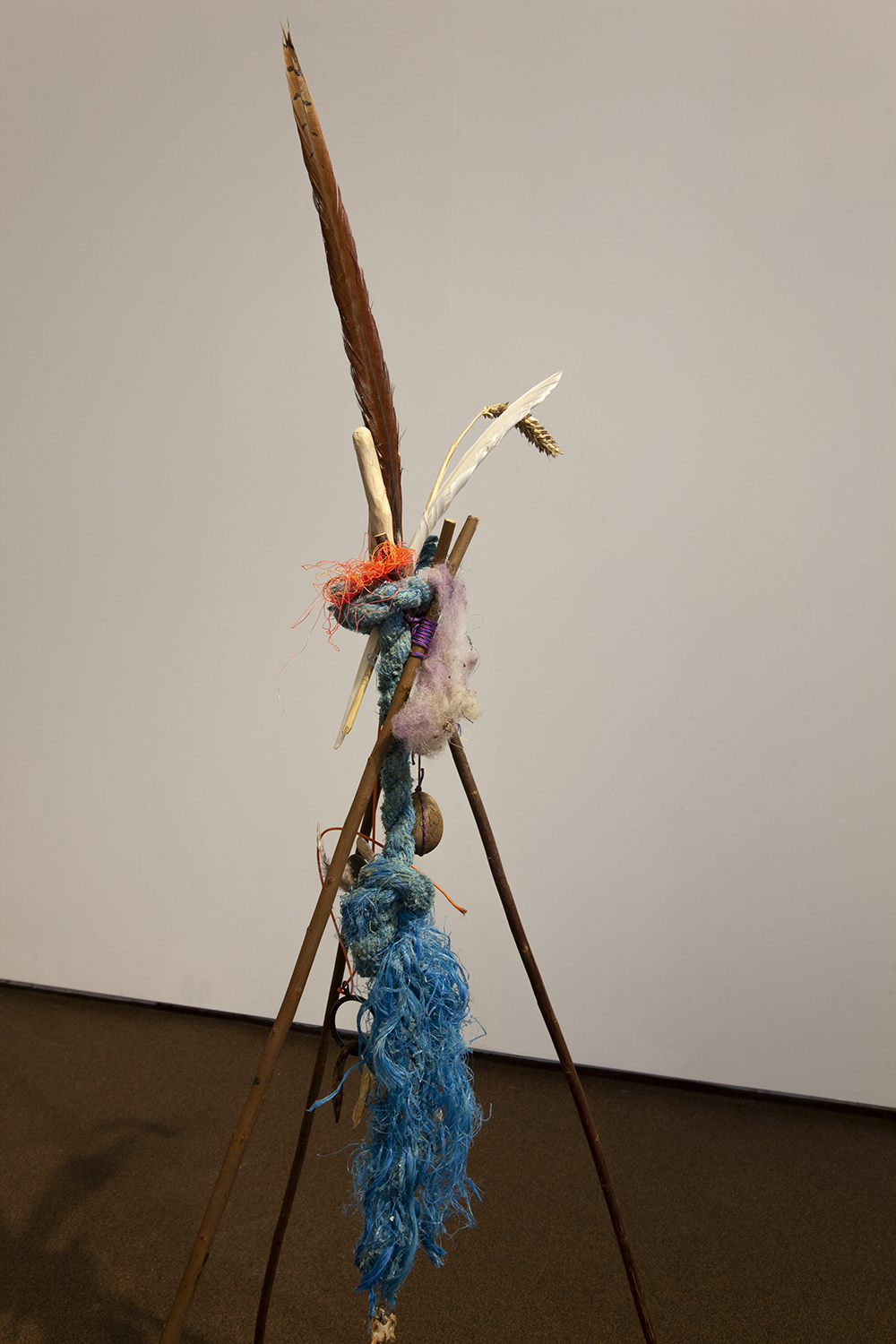 Leavings (Rope). Willow poles, rope, wood, feathers, cable ties, wheat, teeth, bone, wool, plastic, 2020.